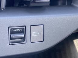 Nissan LEAF SV+ FWD 2026 — side view