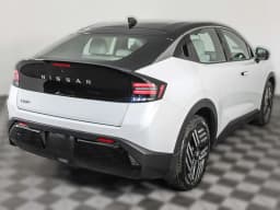 Nissan LEAF SV+ FWD 2026 — side view