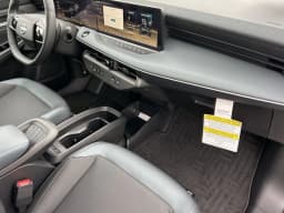 Nissan LEAF SV+ FWD 2026 — side view