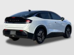 Nissan LEAF SV+ FWD 2026 — side view