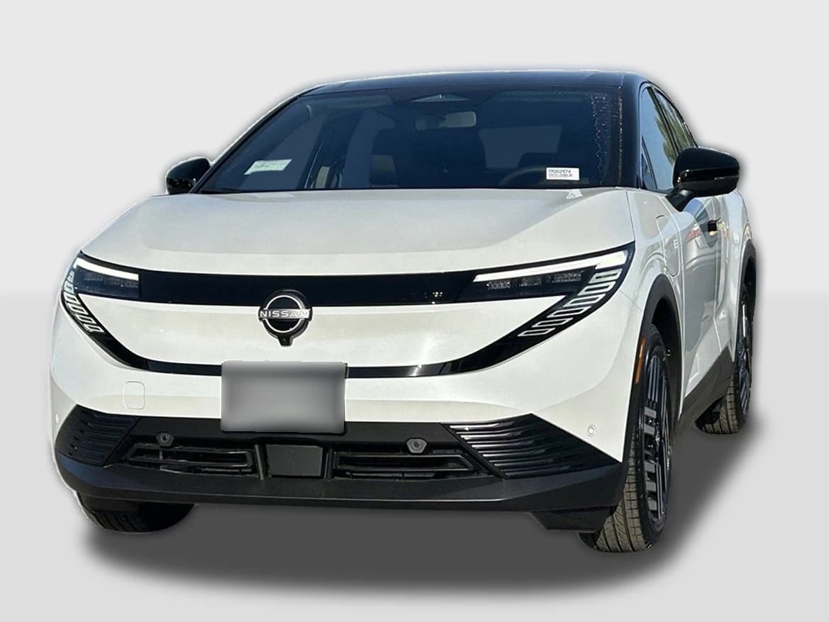Nissan LEAF SV+ FWD 2026 — side view