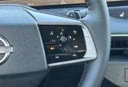 Nissan LEAF SV+ FWD 2026 — side view