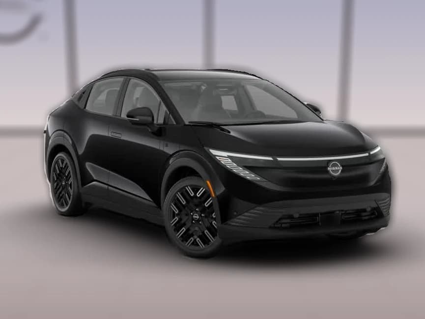 Nissan LEAF PLATINUM+ FWD 2026 — side view