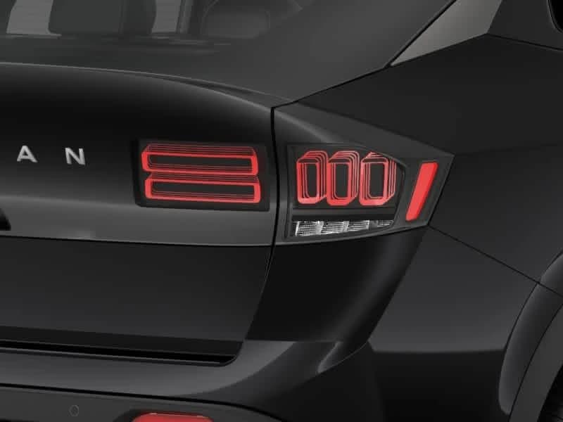 Nissan LEAF PLATINUM+ FWD 2026 — side view