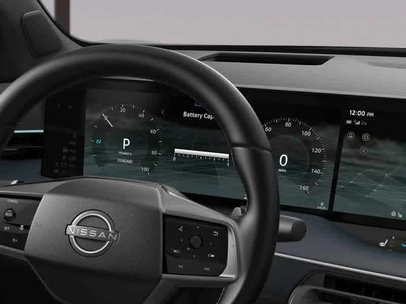 Nissan LEAF PLATINUM+ FWD 2026 — side view