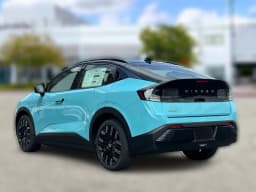 Nissan LEAF PLATINUM+ FWD 2026 — side view