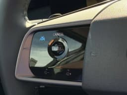 Nissan LEAF PLATINUM+ FWD 2026 — side view