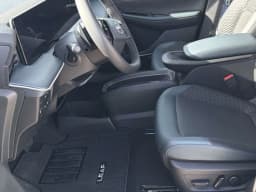 Nissan LEAF PLATINUM+ FWD 2026 — side view
