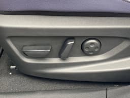 Nissan LEAF PLATINUM+ FWD 2026 — side view