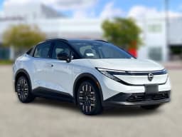 Nissan LEAF PLATINUM+ FWD 2026 — side view