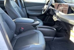 Nissan LEAF PLATINUM+ FWD 2026 — side view
