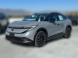 Nissan LEAF PLATINUM+ FWD 2026 — side view