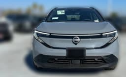 Nissan LEAF PLATINUM+ FWD 2026 — side view