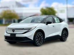 Nissan LEAF PLATINUM+ FWD 2026 — side view