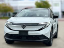 Nissan LEAF PLATINUM+ FWD 2026 — side view