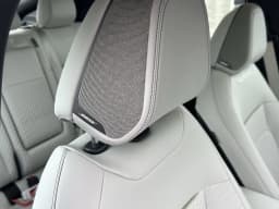 Nissan LEAF PLATINUM+ FWD 2026 — side view