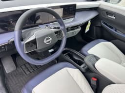 Nissan LEAF PLATINUM+ FWD 2026 — side view