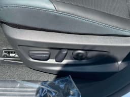 Nissan LEAF PLATINUM+ FWD 2026 — side view
