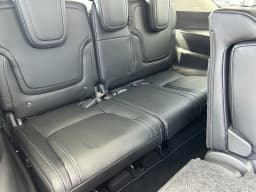 Nissan Armada SV 4x2 2026 — side view