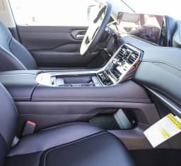 Nissan Armada SV 4x2 2026 — side view
