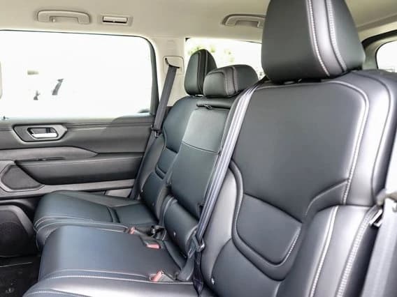 Nissan Armada SV 4x4 2026 — side view