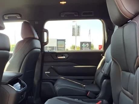 Nissan Armada SL 4x2 2026 — side view