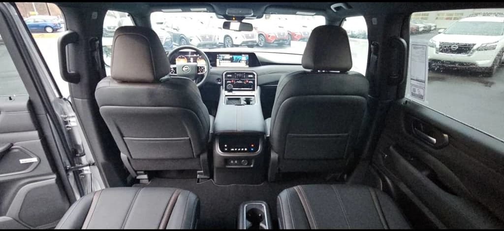 Nissan Armada SL 4x4 2026 — side view