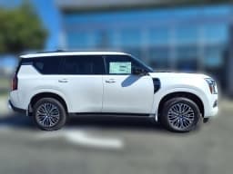 Nissan Armada SL 4x4 2026 — side view