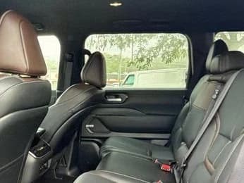 Nissan Armada SL 4x4 2026 — side view