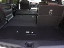 Nissan Armada SL 4x4 2026 — side view