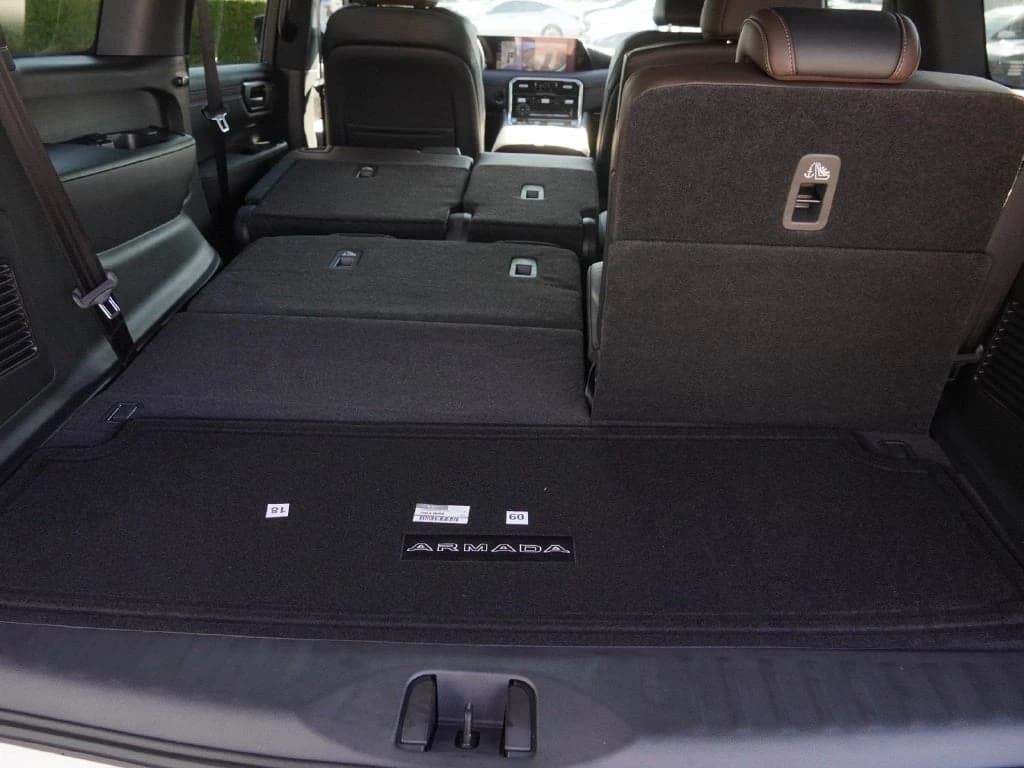 Nissan Armada SL 4x4 2026 — side view