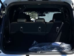 Nissan Armada SL 4x4 2026 — side view
