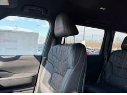 Nissan Armada PRO-4X 4x4 2026 — side view