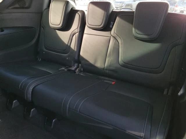 Nissan Armada PRO-4X 4x4 2026 — side view