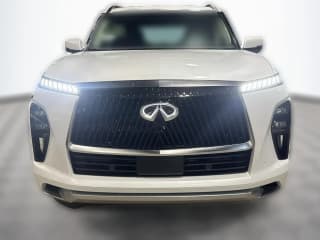 INFINITI QX80 LUXE AWD