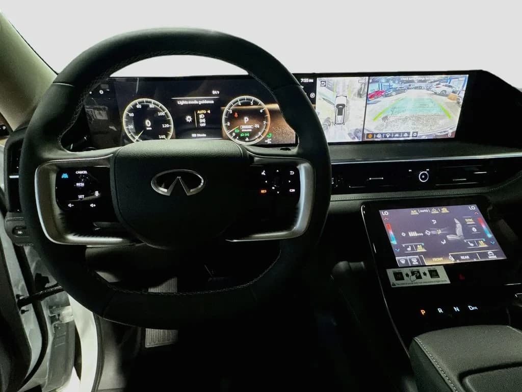 INFINITI QX80 LUXE AWD 2027 — side view