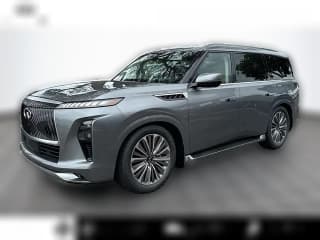 INFINITI QX80 LUXE AWD