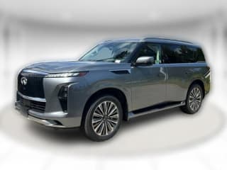 INFINITI QX80 LUXE AWD