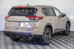 Nissan Rogue SV AWD 2025 — side view