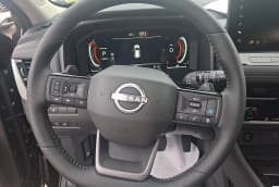 Nissan Rogue Platinum AWD 2026 — side view