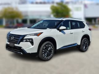 Nissan Rogue Platinum AWD