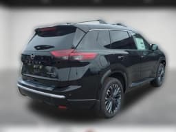 Nissan Rogue Platinum AWD 2026 — side view