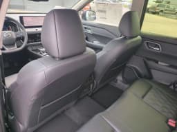 Nissan Rogue Platinum AWD 2026 — side view