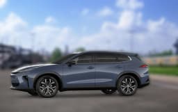 Toyota Crown Signia XLE AWD (Natl) 2026 — side view