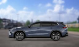 Toyota Crown Signia XLE AWD (Natl) 2026 — side view
