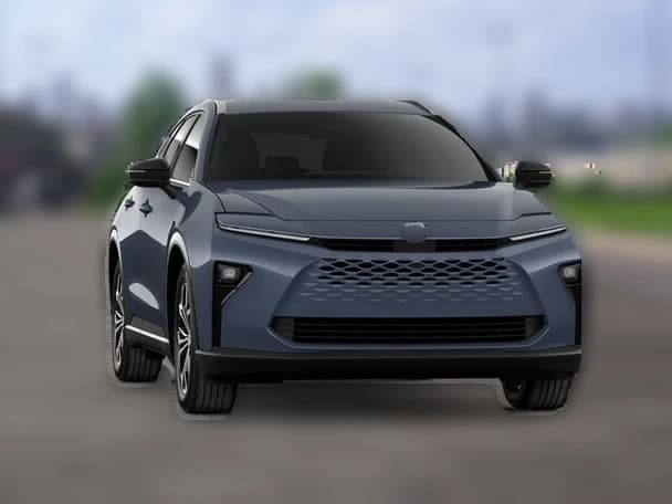 Toyota Crown Signia XLE AWD (Natl) 2026 — side view