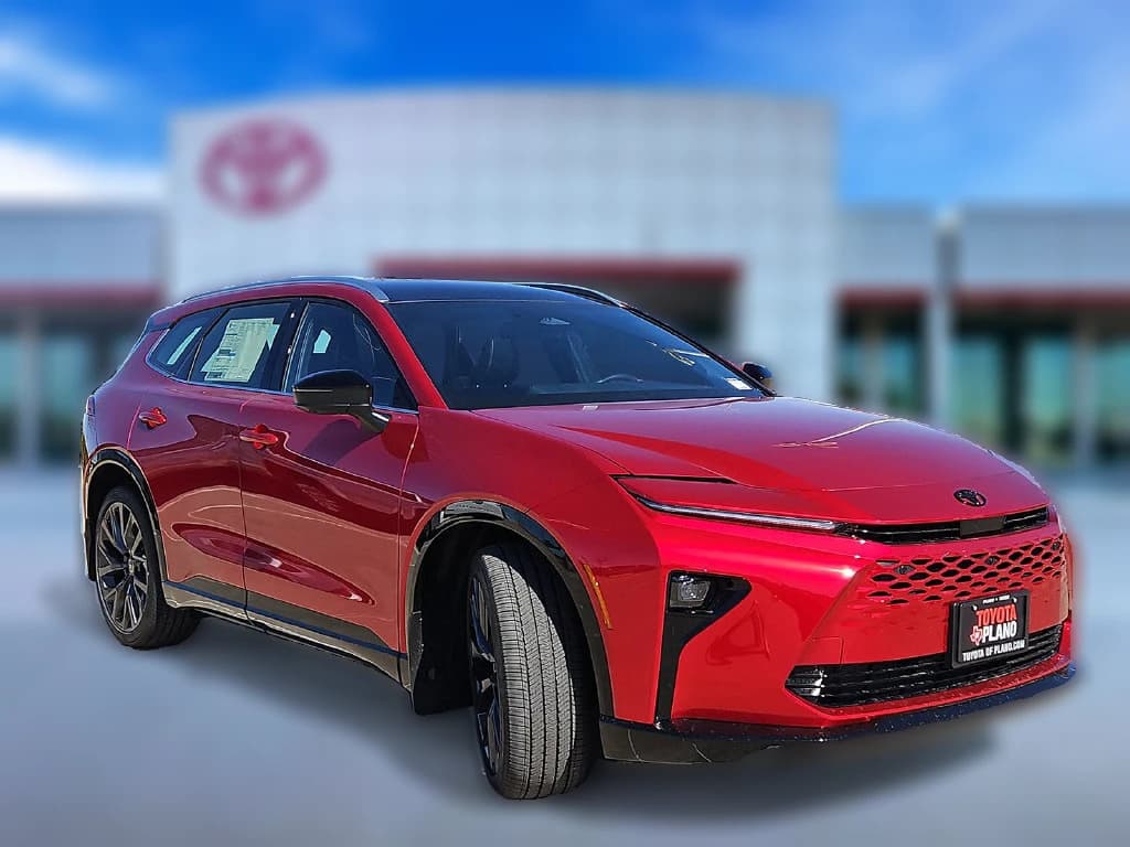 Toyota Crown Signia Limited AWD (Natl) 2026 — side view