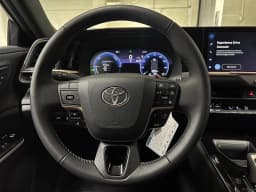 Toyota Crown Signia XLE AWD (GS) 2026 — side view