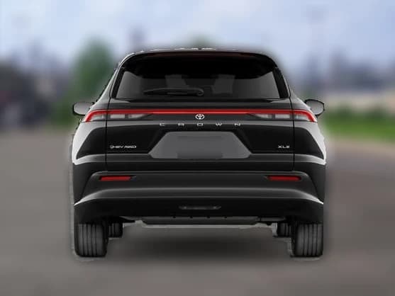 Toyota Crown Signia XLE AWD (Natl) 2026 — side view