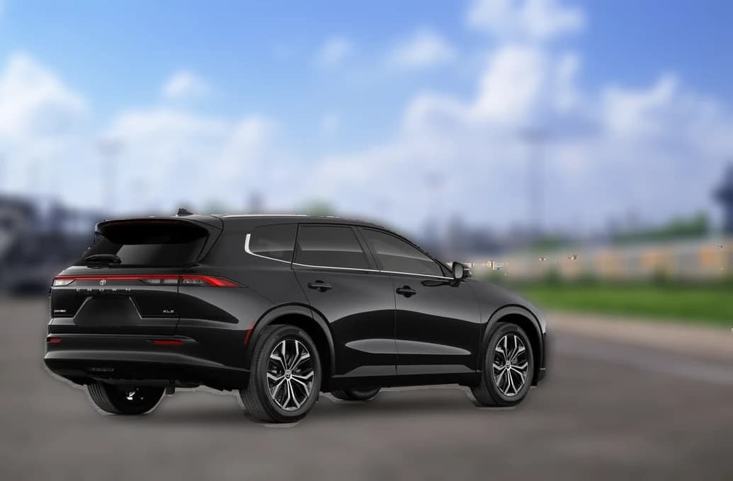 Toyota Crown Signia XLE AWD (Natl) 2026 — side view